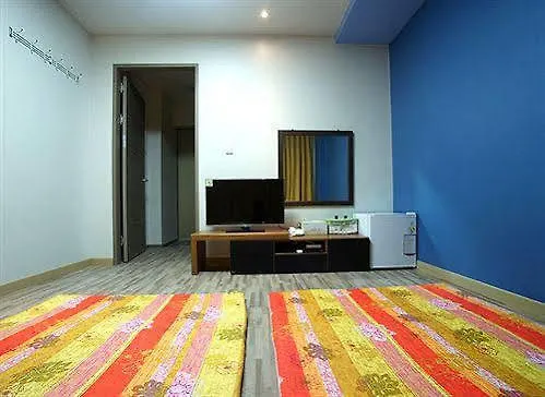 Herald Hotel Jeju Motel