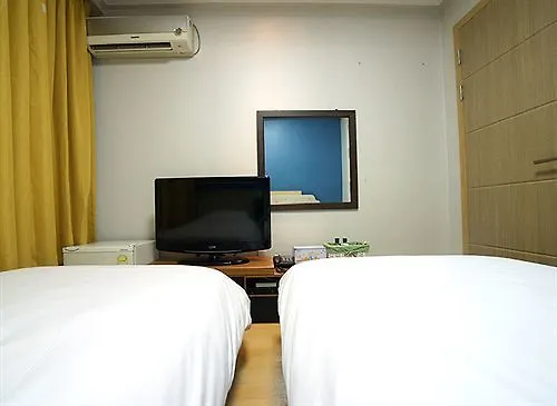 Herald Hotel Jeju Motel